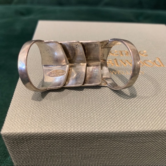 UNISEX Vivienne Westwood Silver Armour Ring XL - Picture 4 of 4